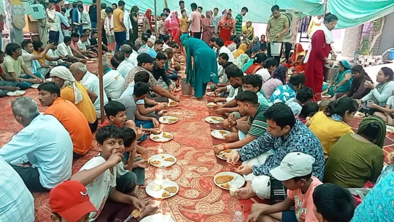 शनि जयंती पर रेवाड़ी में विशाल भंडारे का भव्य आयोजन, श्रद्धालुओं की उमड़ी भीड़