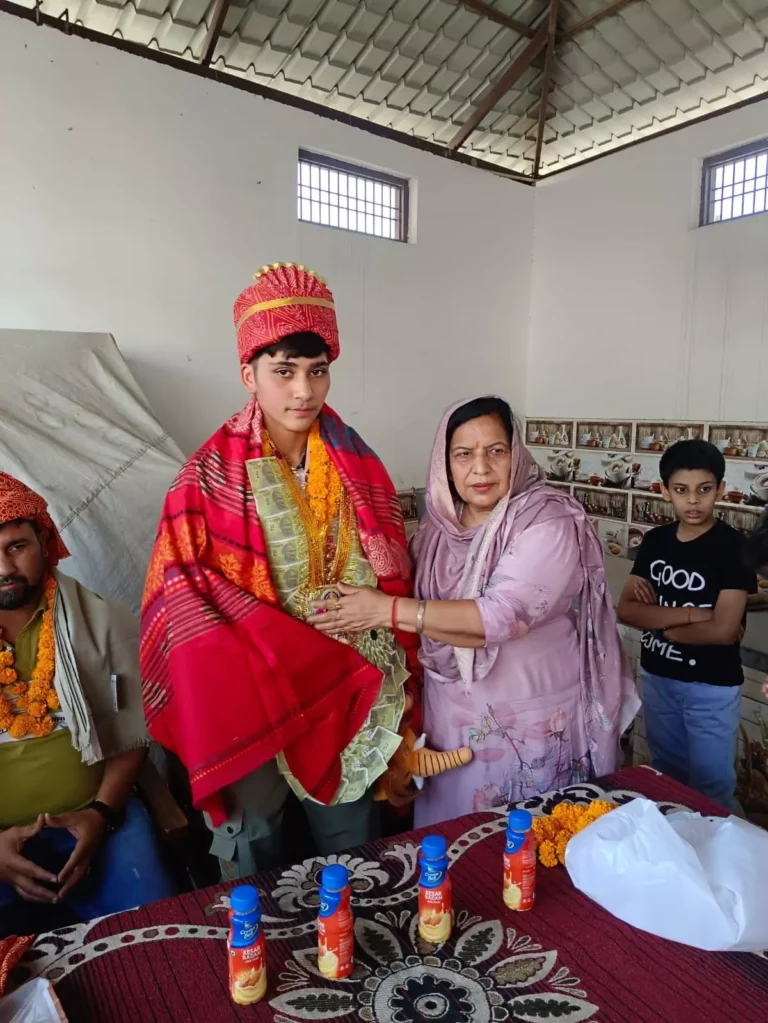 गोल्डन गर्ल मुक्केबाज निशा का इमलोटा में भव्य स्वागत, देखिए तस्वीरें!