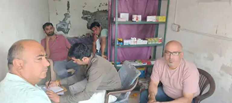 कैथल में झोलाछाप डॉक्टरों के खिलाफ कार्रवाई: दुकानें सील, केस दर्ज