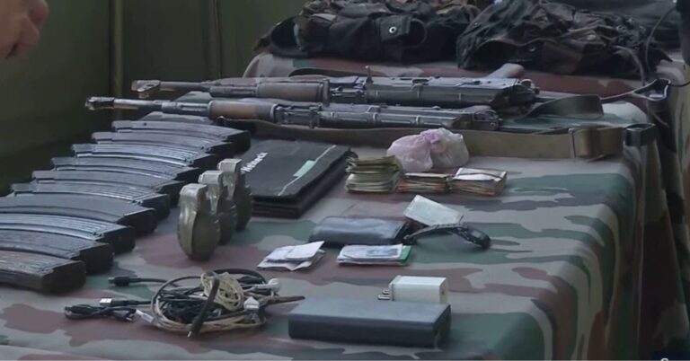 जम्मू-कश्मीर में बरामद हुआ AK-47 का जखीरा, जानें क्या है चौंकाने वाला सच!