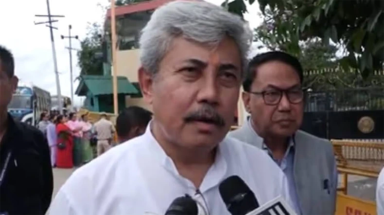 मणिपुर में सरकार गठन की कवायद: भाजपा ने 44 विधायकों का समर्थन लिया!