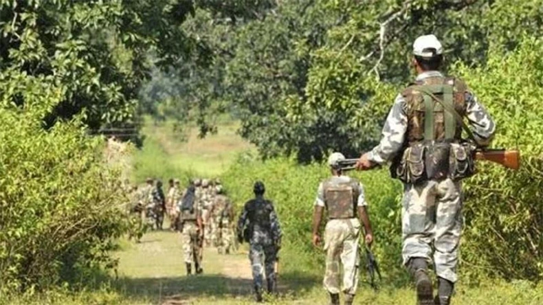 बीजापुर में नक्सलियों का आतंक: दो ग्रामीणों की हत्या से मचा हड़कंप