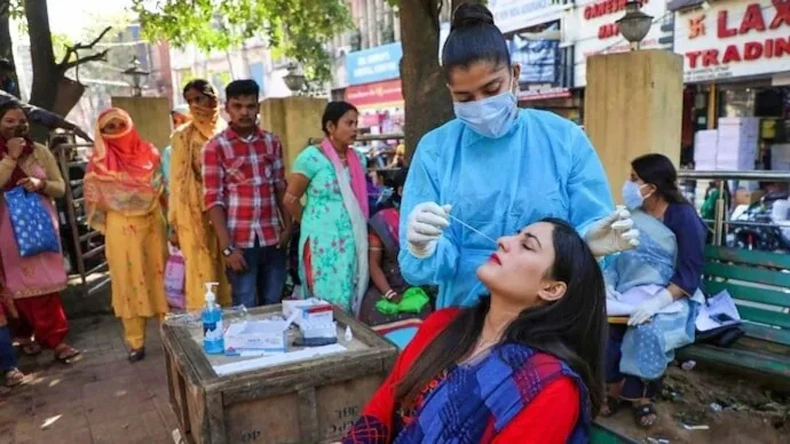 कोरोना का भयावह आंकड़ा: देश में 4866 केस, 51 मौतें, क्या है स्थिति?