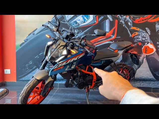 कातिलाना फीचर्स वाली New KTM Duke 390 बाइक: जानें कीमत और खासियतें!